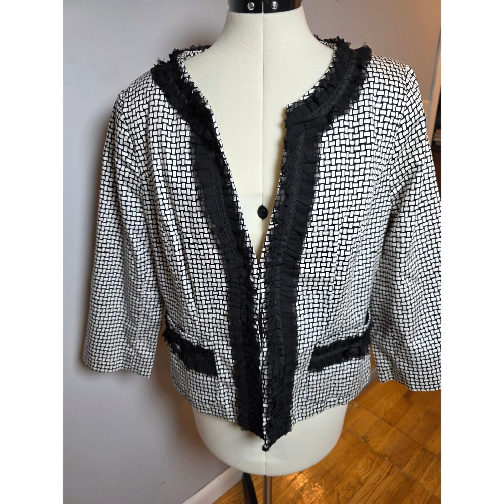 Silk Land Collection Petite Blazer Black White Geometric Ruffle Trim Jacket PXL